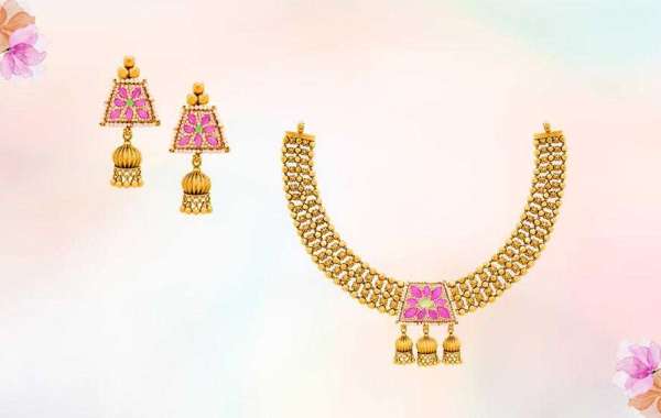 Floral Jewellery - A mix of Gold and Diamond pieces