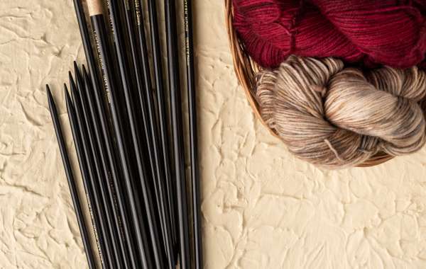 How to knit with wooden circular needles like a pro
