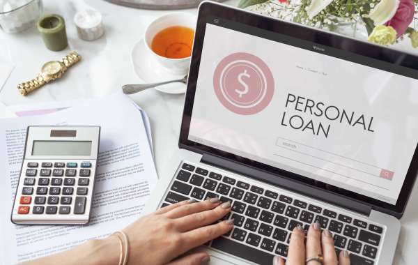 The Pros and Cons of Personal Loans vs. Credit Cards