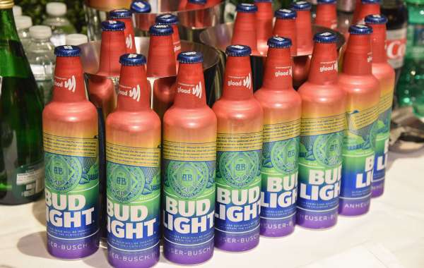 The Bud Light Marketing Controversy: Analyzing the Impact and Lessons Learned